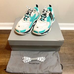 ✅SOLD✅Balenciaga Triple S size 36 White/Green/Gray